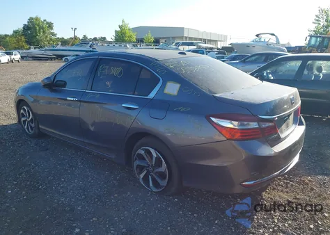 2017 Honda Accord Ex-L z USA, uszkodzony, nr VIN 1HGCR2F87HA102981
